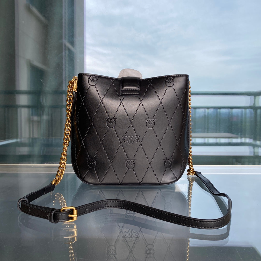 Women’s Embossed Leather Bucket Bag - Gold Chain Shoulder & Crossbody Bag