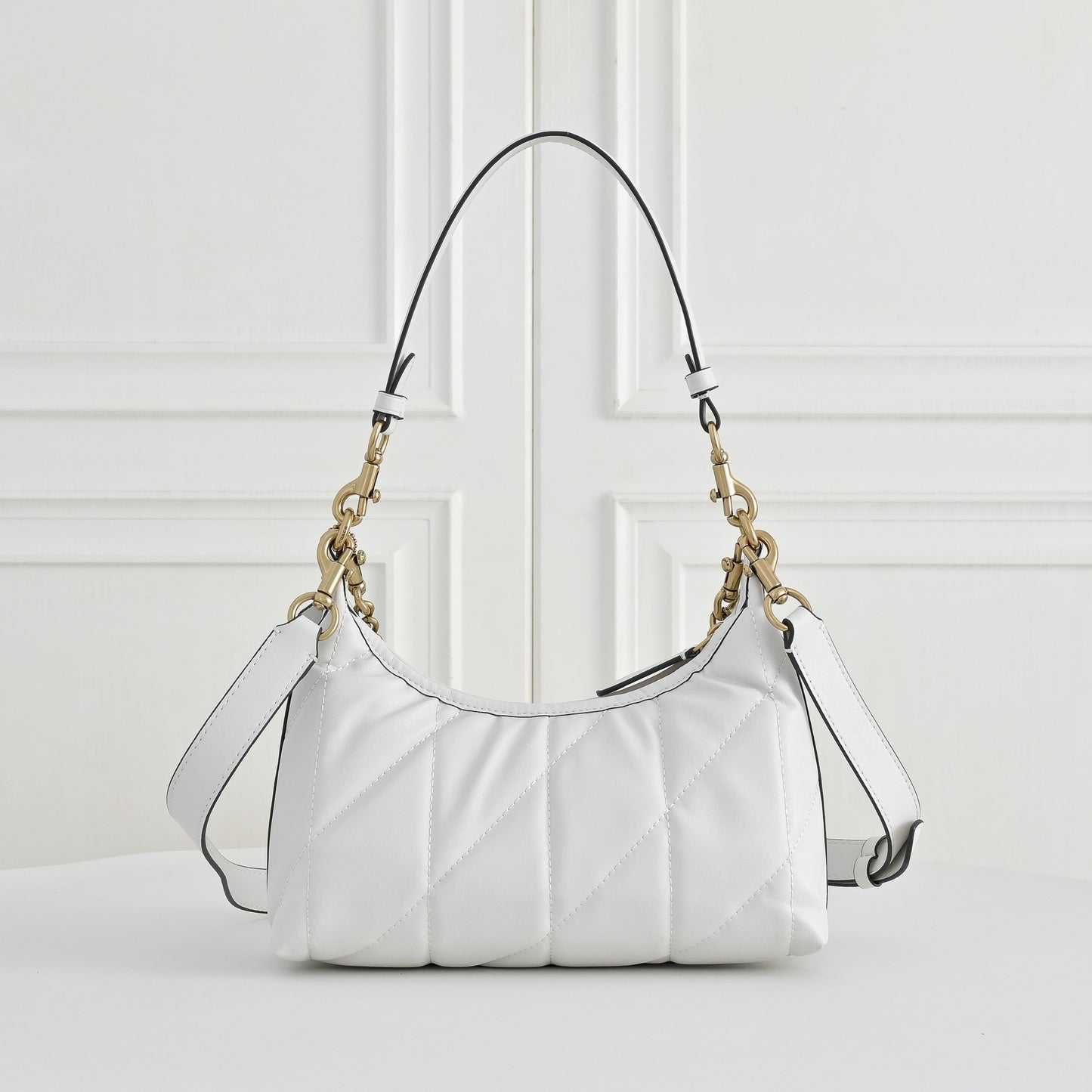 Women’s Quilted Leather Bag - Gold Chain Shoulder & Convertible Crossbody Purse