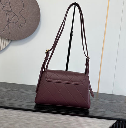 Retro Leather Flap Handbag - Women’s Adjustable Shoulder Bag