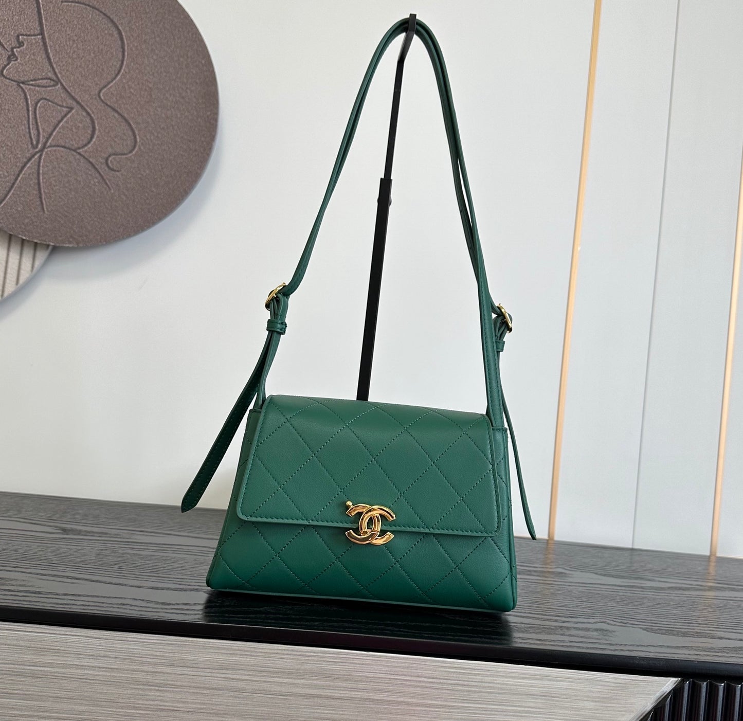 Retro Leather Flap Handbag - Women’s Adjustable Shoulder Bag
