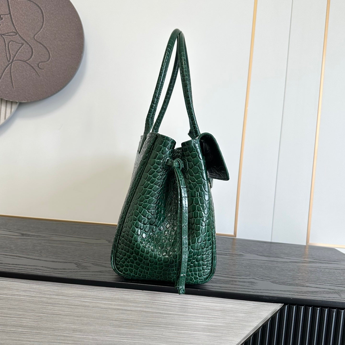 Retro Leather Flap Handbag - Women’s Adjustable Shoulder Bag