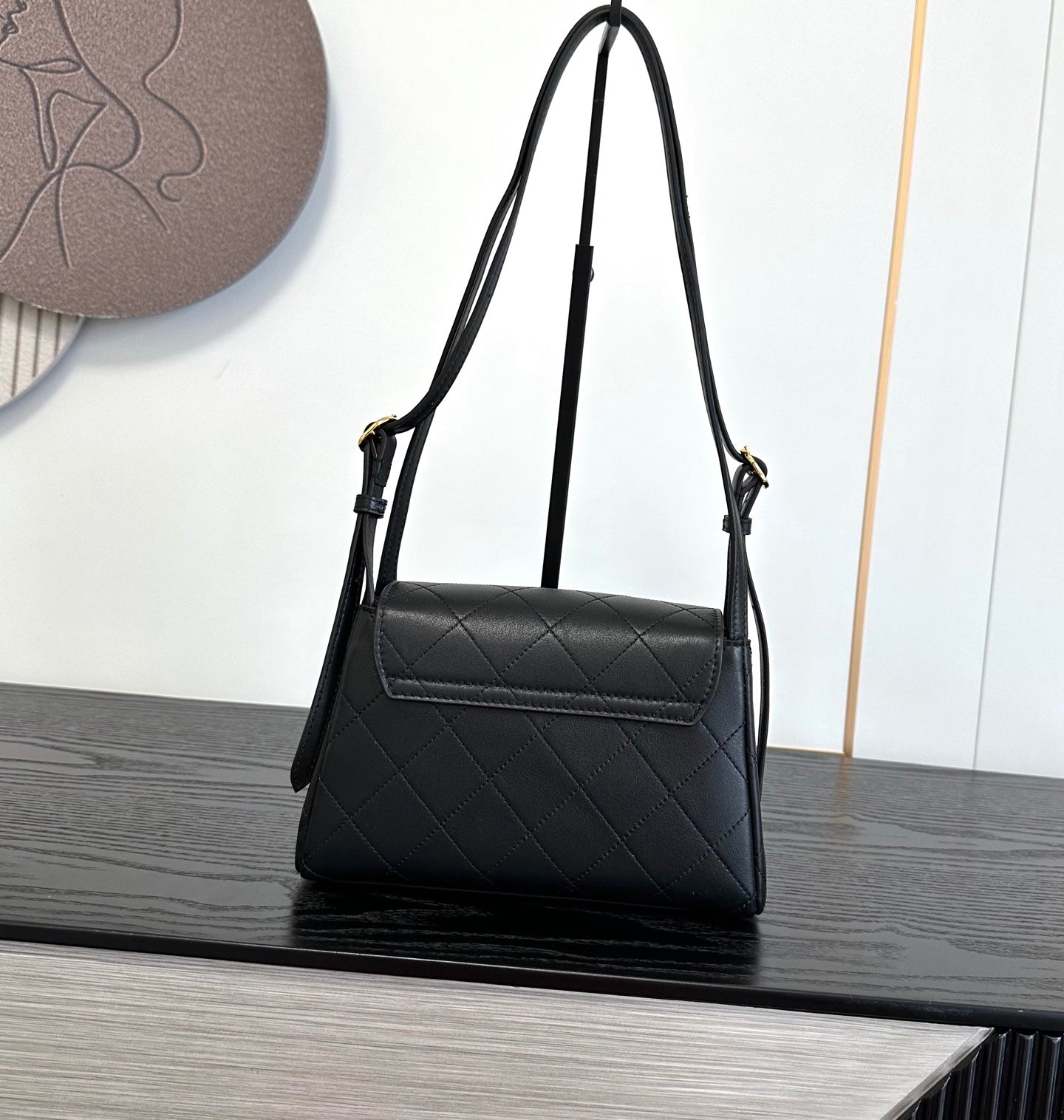 Retro Leather Flap Handbag - Women’s Adjustable Shoulder Bag