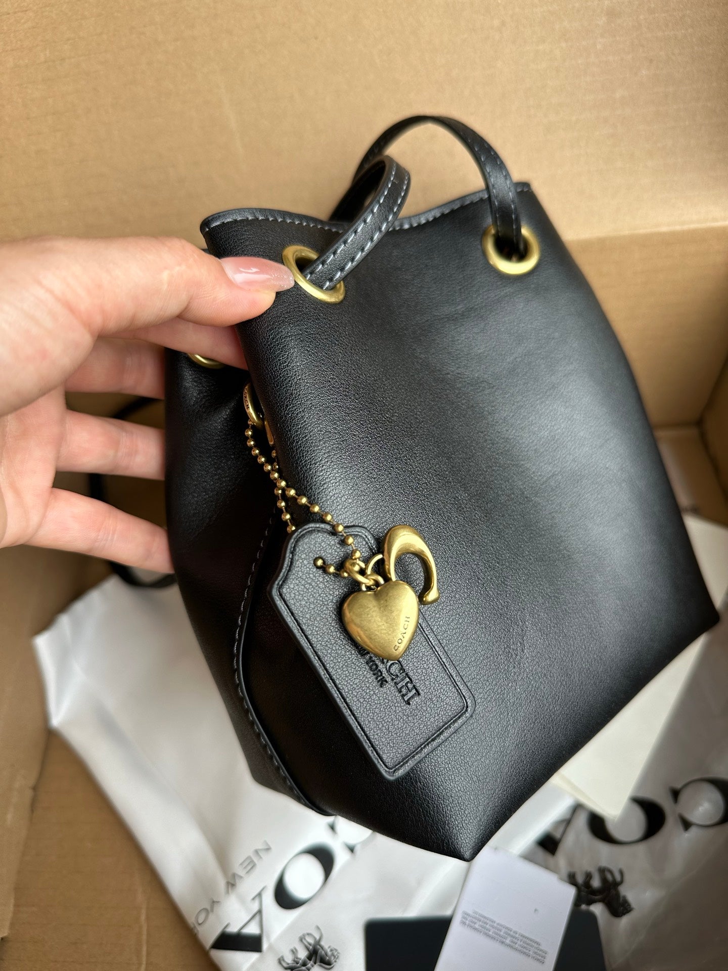 Casual Women's Drawstring Shoulder Purse - Compact Suede Mini Bucket Bag